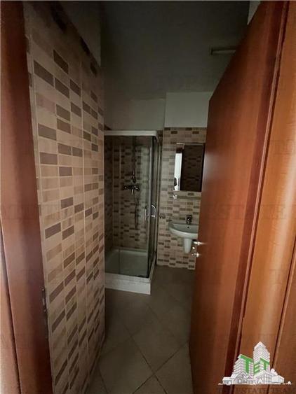Apartament 3 camere - central - vanzare - Braila