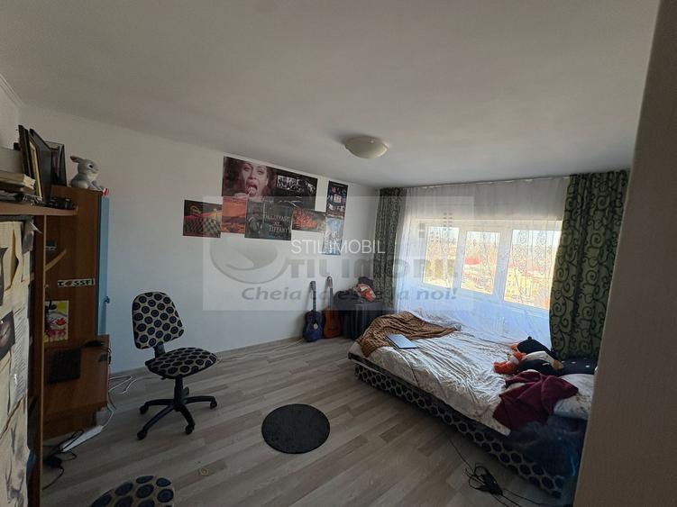 Apartament 1 camera decomandat, Bd. Independentei 350 euro - 3
