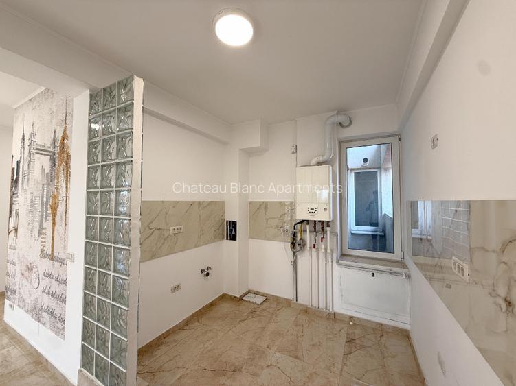 Apartament 4 camere- Bloc Neoclasic cu design tematic CHATEAU BLANC, comision 0 - 9