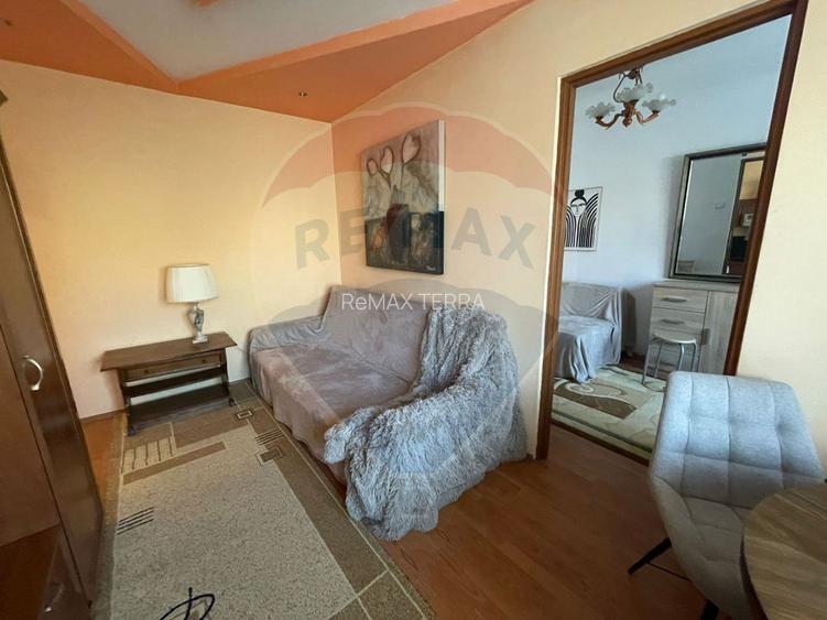 Apartament cu 2 camere de închiriat în zona Sasar - 11