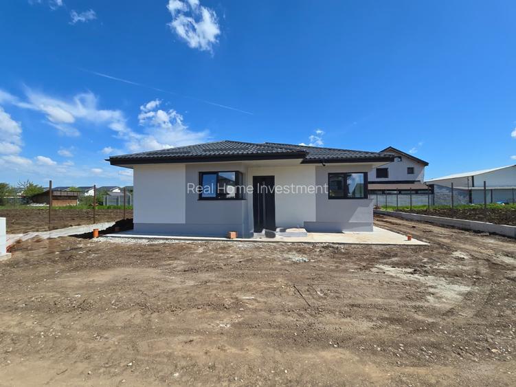 Casă parter – 4 camere | teren 463 mp | cartier nou | 800 m de blv. - 5