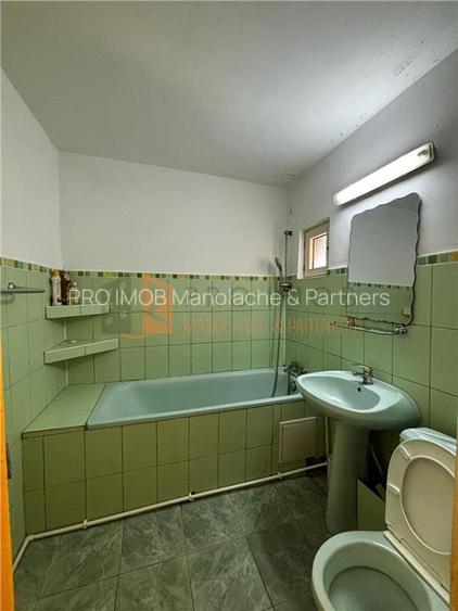 Apartament 3 camere cf 1 semidecomandat  zona Unirii Sud - 14