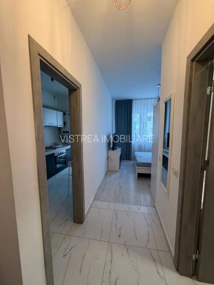 Garsoniera decomandata str. Weiner Palada // Loc de parcare propriu  - 2