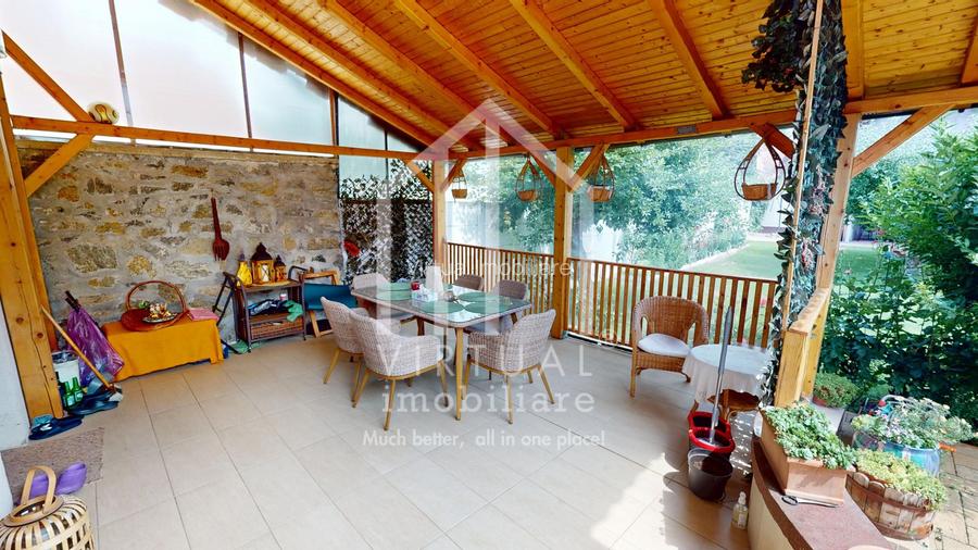 Casa cu 5 camere, 210mp utili, demisol, mobilata, Cal. Poplacii - 23