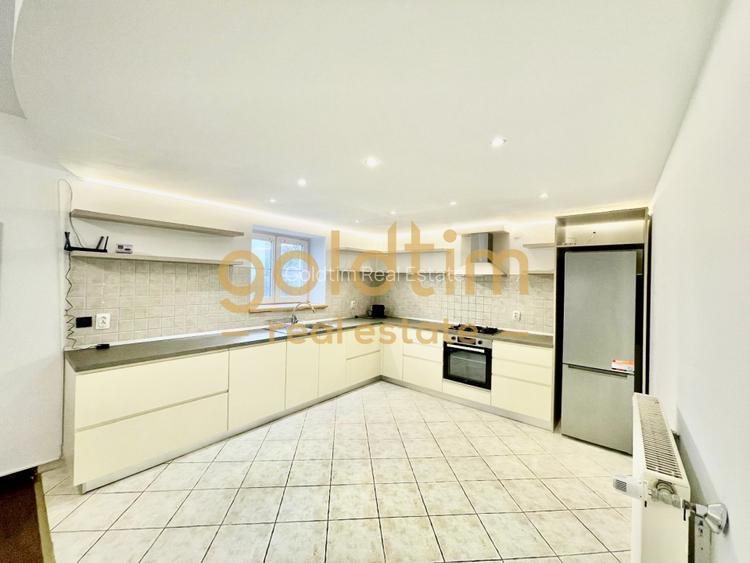 RENOVAT INTEGRAL/ ANSAMBLU SECURIZAT/ IANCU NICOLAE - 33