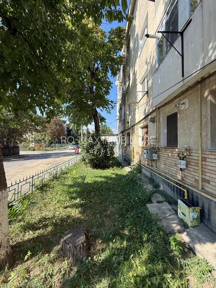 Garsonieră 27 mp cu balcon - etaj 2 - nemobilata -bloc an 1980 - 27