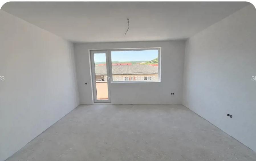 Apartament3 camere+ 64mp Terasa str. Eroilor-Spartan Floresti - 3