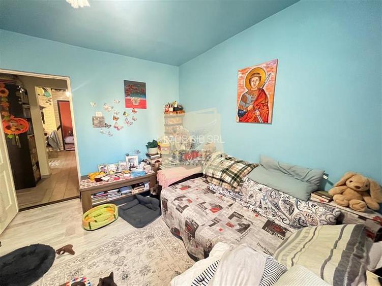Apartament cu 3 camere etajul 1 cu balcon in Vasile Aaron - 9