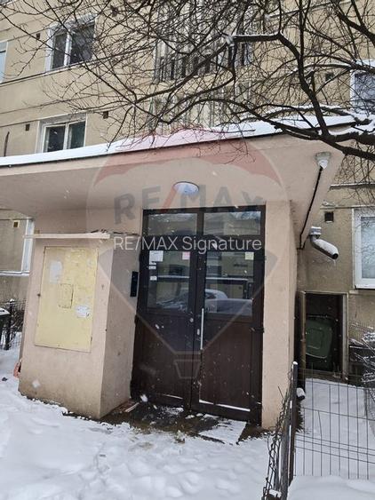 DE VANZARE Apartament 2 camere RENOVAT 2024 - 39