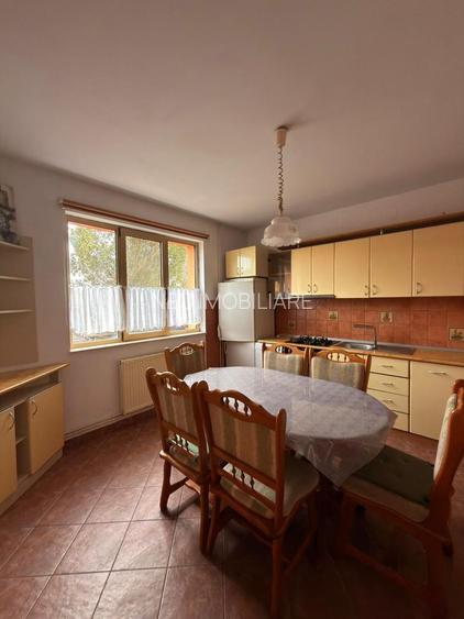 Casa cu 5 camere de inchiriat - 825 euro - Zona Girocului - 4