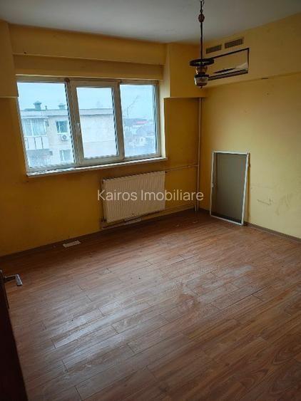 Apartament 3 camere , confort 1 , decomandat , 1984 - 4