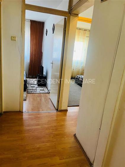 Apartament 3 camere, decomandat, Bartolomeu Brasov - 5