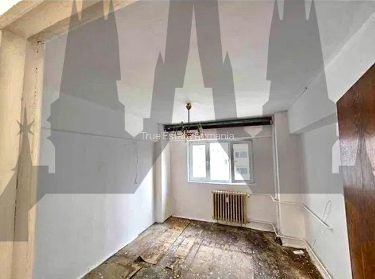 Apartament de vanzare in imobil dupa '80 cu loc de parcare in curte - 5