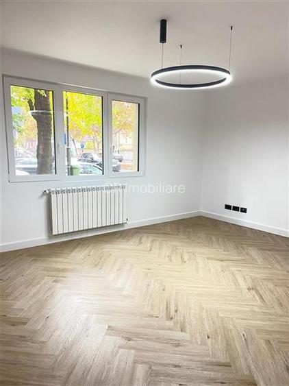 Inchiriere 3 camere Primaverii - 2