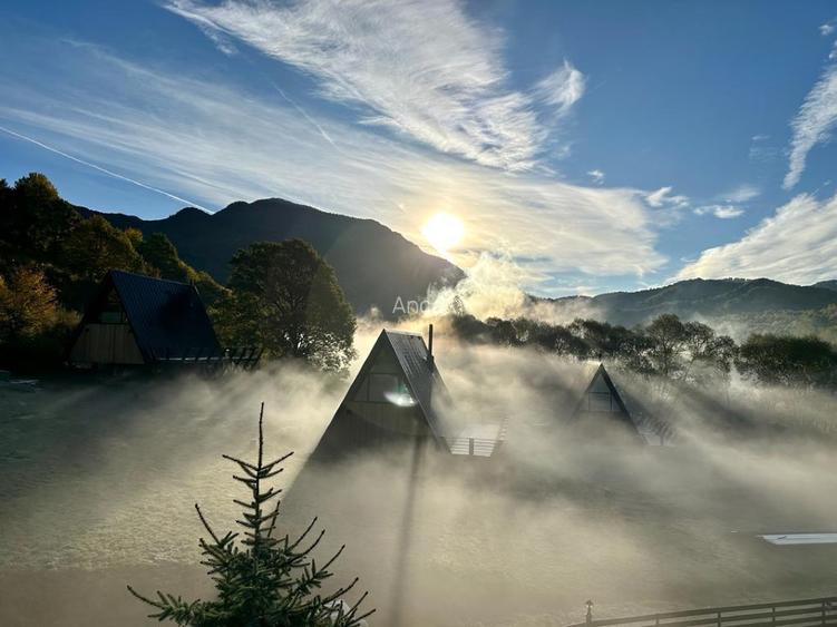 Casa tip A frame mobilată și utilată  - 13