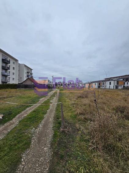 Teren 1.000 mp intravilan  Str. Nicolae Labiș, Brașov - 4
