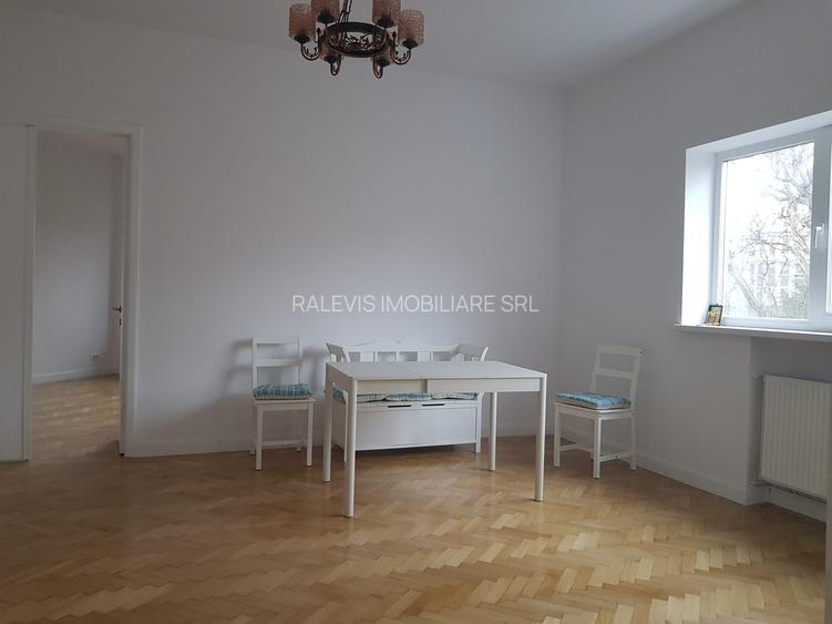 Apartament 3 camere, 2 bai, proaspat renovat, ultracentral, etaj 2, 945 euro - 3