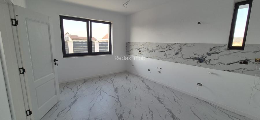 Casa finalizata Sanpetru zona Primaverii design deosebit - 3