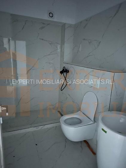 Garsoniera finisata Mamaia Nord, la 30 m de promenada - 4