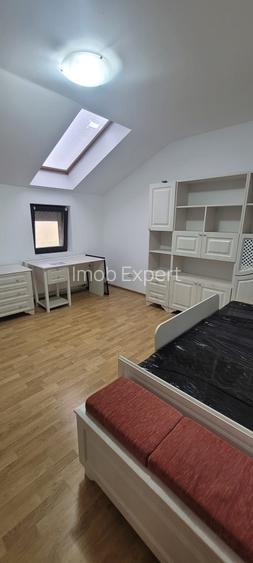 Inchiriez casa (parte din 6 case insiruite) in Ghimbav, str. Zambilei - 8