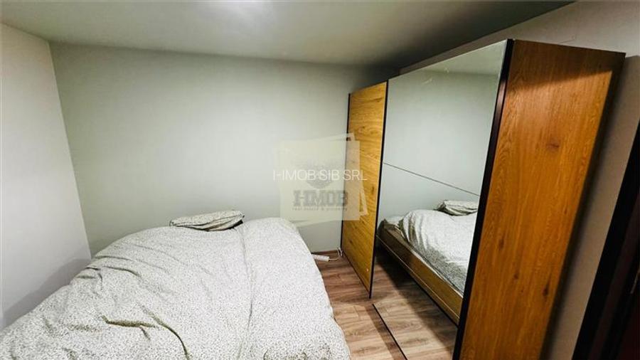 Vila cu 5 camere 3 bai si 400 teren in Sibiu - 9