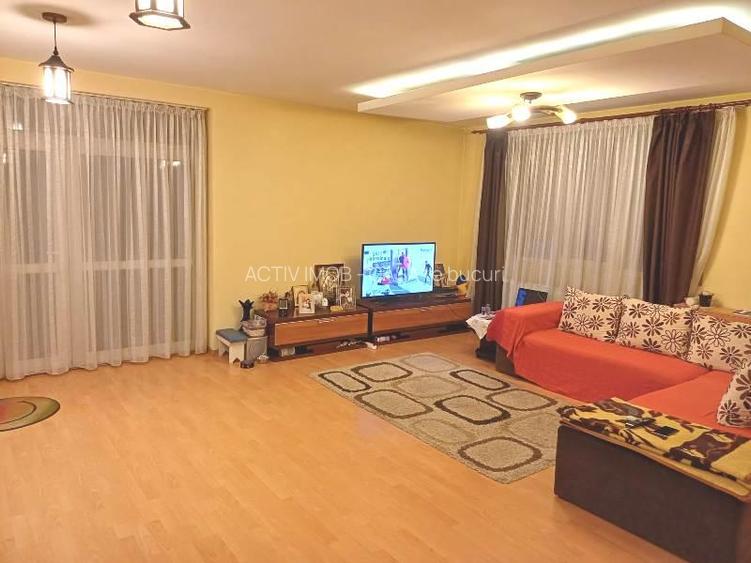 Vanzare Casa  - Vila - Prelungirea Ghencea - Margelelor - teren 300mp -  235000E - 12