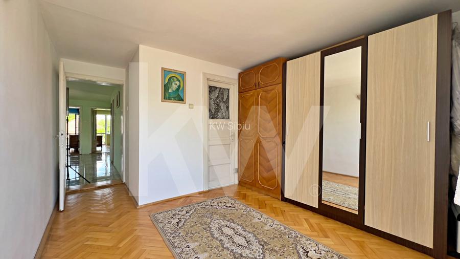 Casă 6 camere D+P+M-238 mp utili, 514 mp curte, Zona  Cartier Kogalniceanu - 10