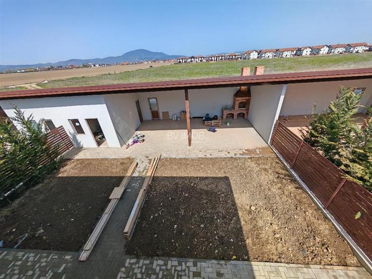 Inchiriem Casa Individuala, 4 Camere, Moderna, Ghimbav - Florilor - 24