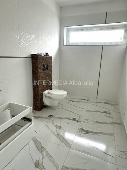 Casa Noua pe un nivel cu 4 camere cu terasa si toate utilitatile - 17