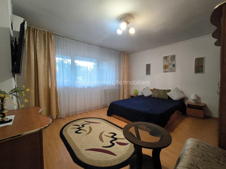 Drumul Taberei exact langa Plaza Mall bloc stradal pe Bld Timisoara - 11