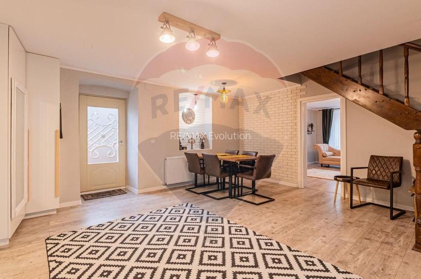 COMISION 0%|Oază de eleganță în Centrul Istoric: Apartament 4 camere!! - 40