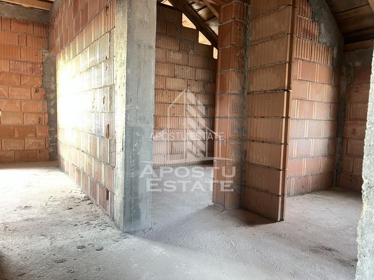 Casa individuala la rosu, teren 700mp, Giarmata - 2