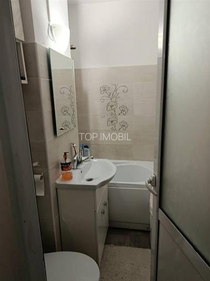 Etaj 1, fara risc, 2 camere zona Mircea cel Batran - 7