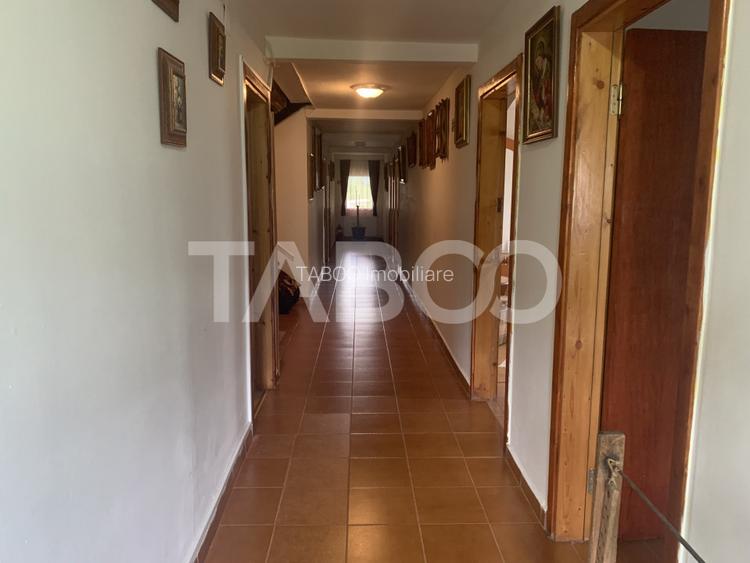 EXCLUSIVITATE Pensiune 9 camere 615 mpu 3600 mp teren in Fantanele - 27