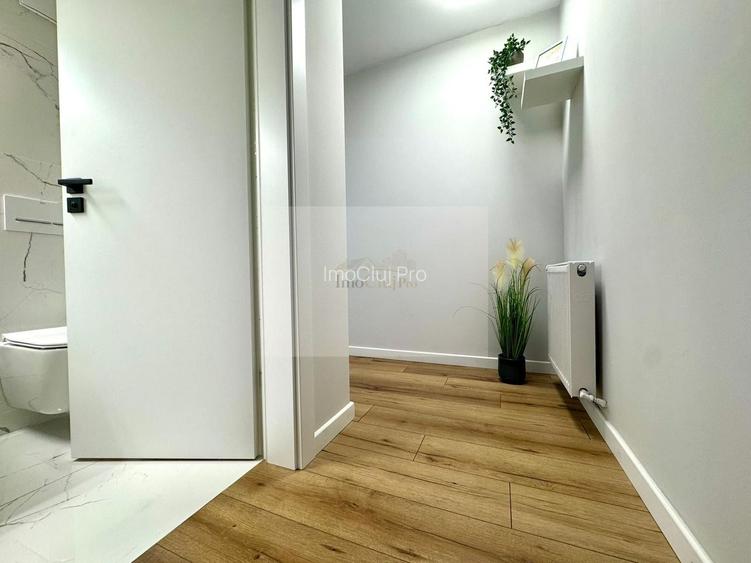 Vânzare  3 camere Grigorescu- -etaj 5/10-2 băi- parcare subter- terasa - 23