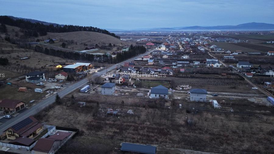 Teren intravilan - 18