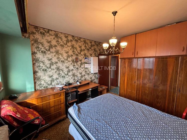 Apartament 3 Camere | Gorjului | Balcon | Necesita Renovare | Proximitate Metrou - 3