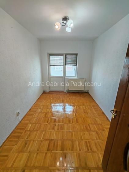 Apartament decomandat 3 camere de vanzare - 6