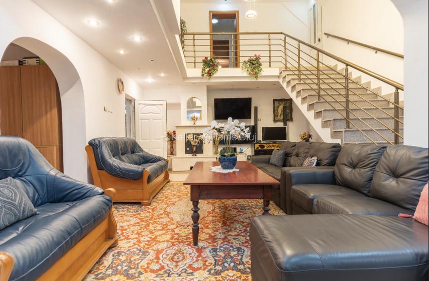 Pensiune Turistica cu Sala de Mese + Casa de Locuit in Cristesti  - 5