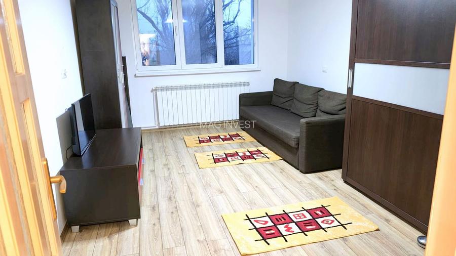 Apartament de închiriat cu 3 camere - cartier Tiglina 2 - 3