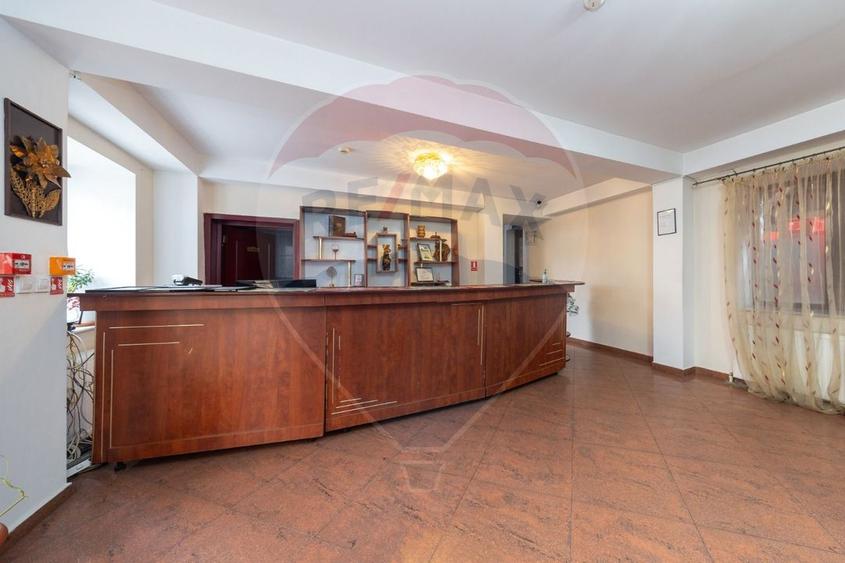 Pensiune cu restaurant, central Râșnov de inchiriat