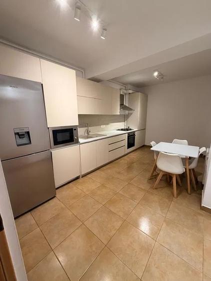Pipera 3 camere cu terasa 20 mp