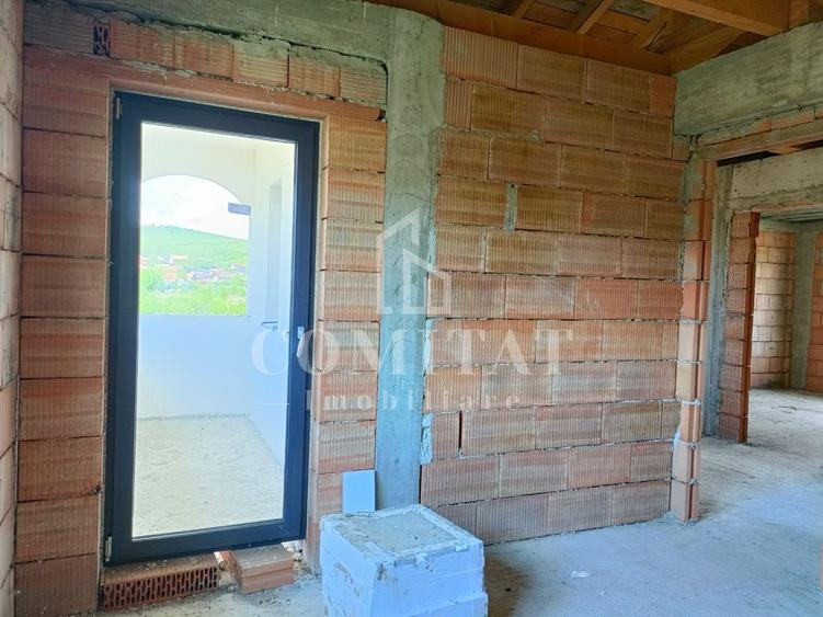Casă individuală de vânzare | 4 Camere | 110 mp | Dezmir