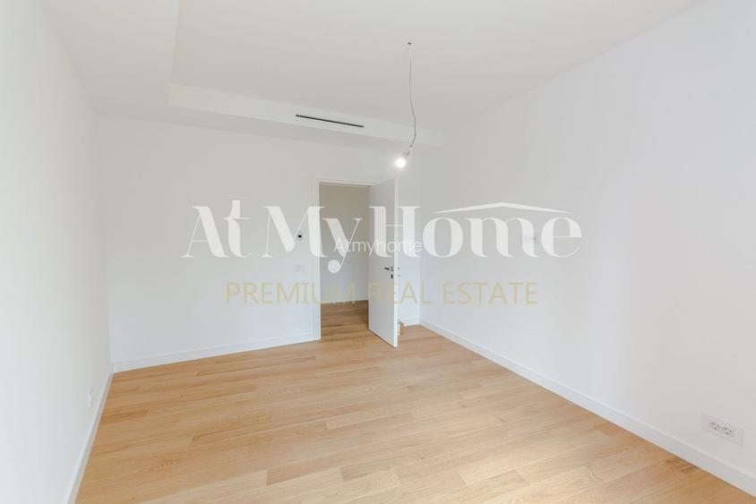 NOU!!! 4 camere si gradina 251 mp, Iancu-Nicolae-Zoo Baneasa, COMISION 0% - 15