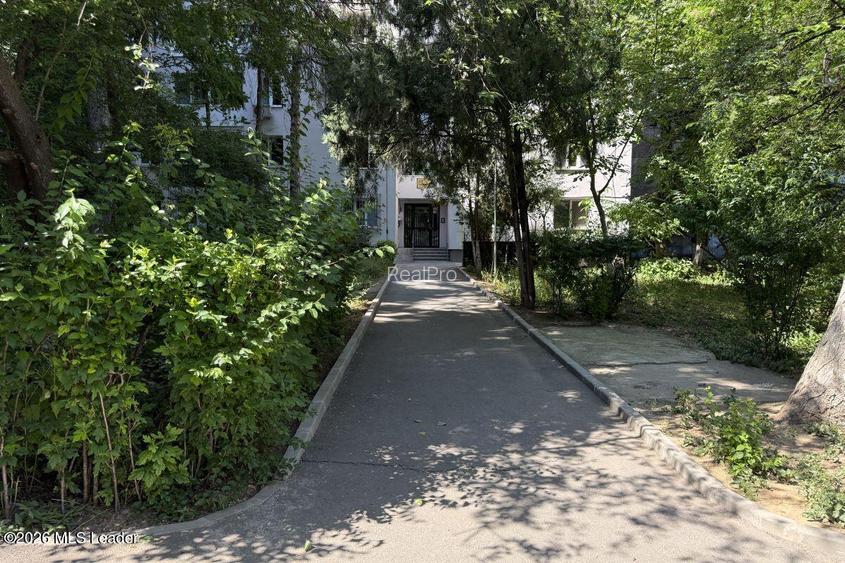 Parc Drumul Taberei, 50 mpu, etaj 2, decomandat, 5 minute de metrou - 7