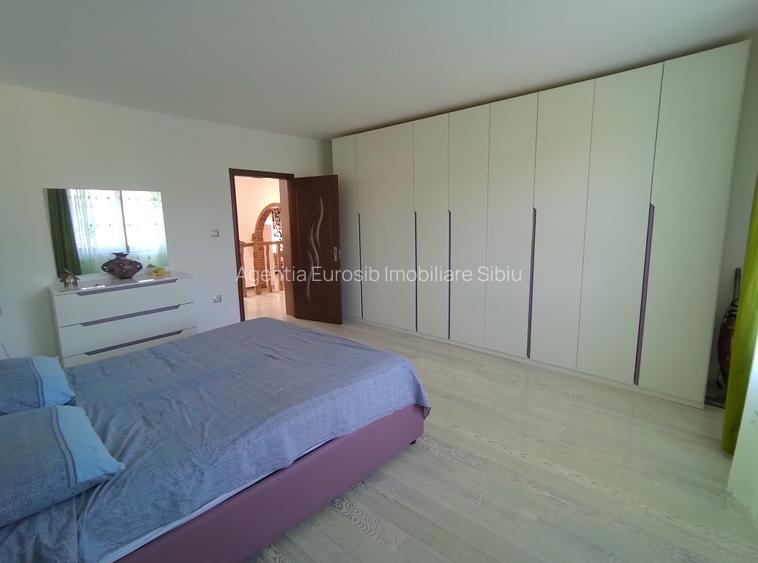 Casa de lux in Marginimea Sibiului oras Saliste - 12