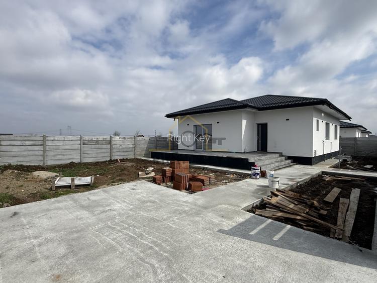 Casa Noua P+Pod, Clinceni, Teren 400 mp, Placa Beton, Comision 0% - 2