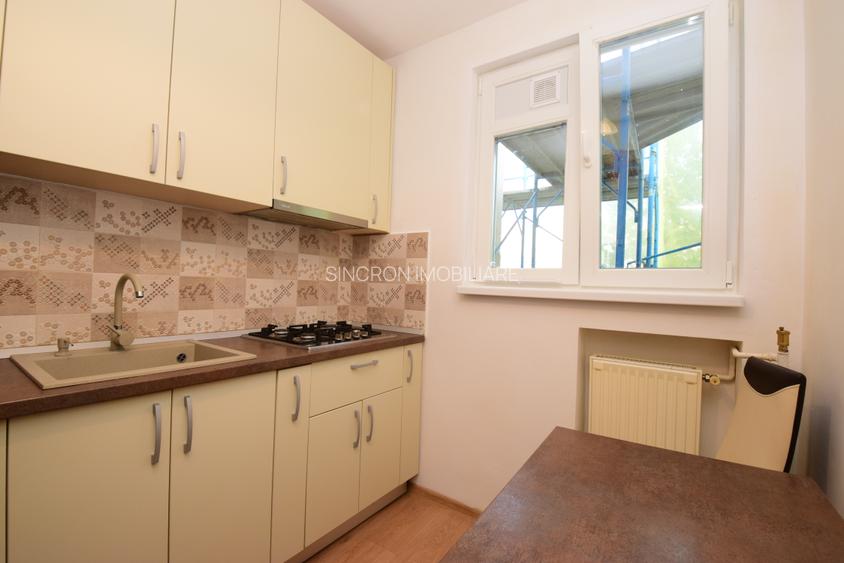 Bloc H din cărămidă, chiar la metrou Nicolae Grigorescu, boxă, decomandat, 2 băi - 18