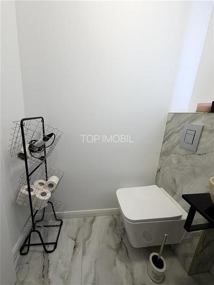 Apartament 4 camere, 2 bai, renovat complet- Nicolina - 13