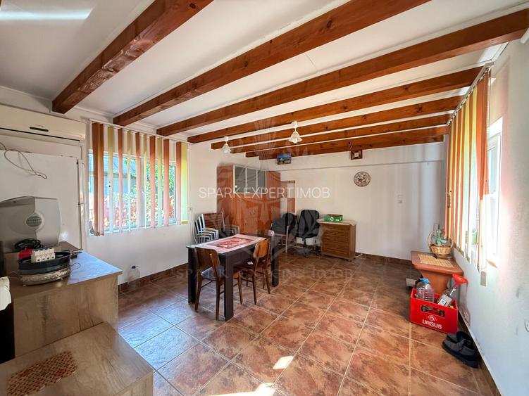 Casa extinsa 8 camere, garaj, teren 1300mp , zona stradala Paulestii Noi - 38
